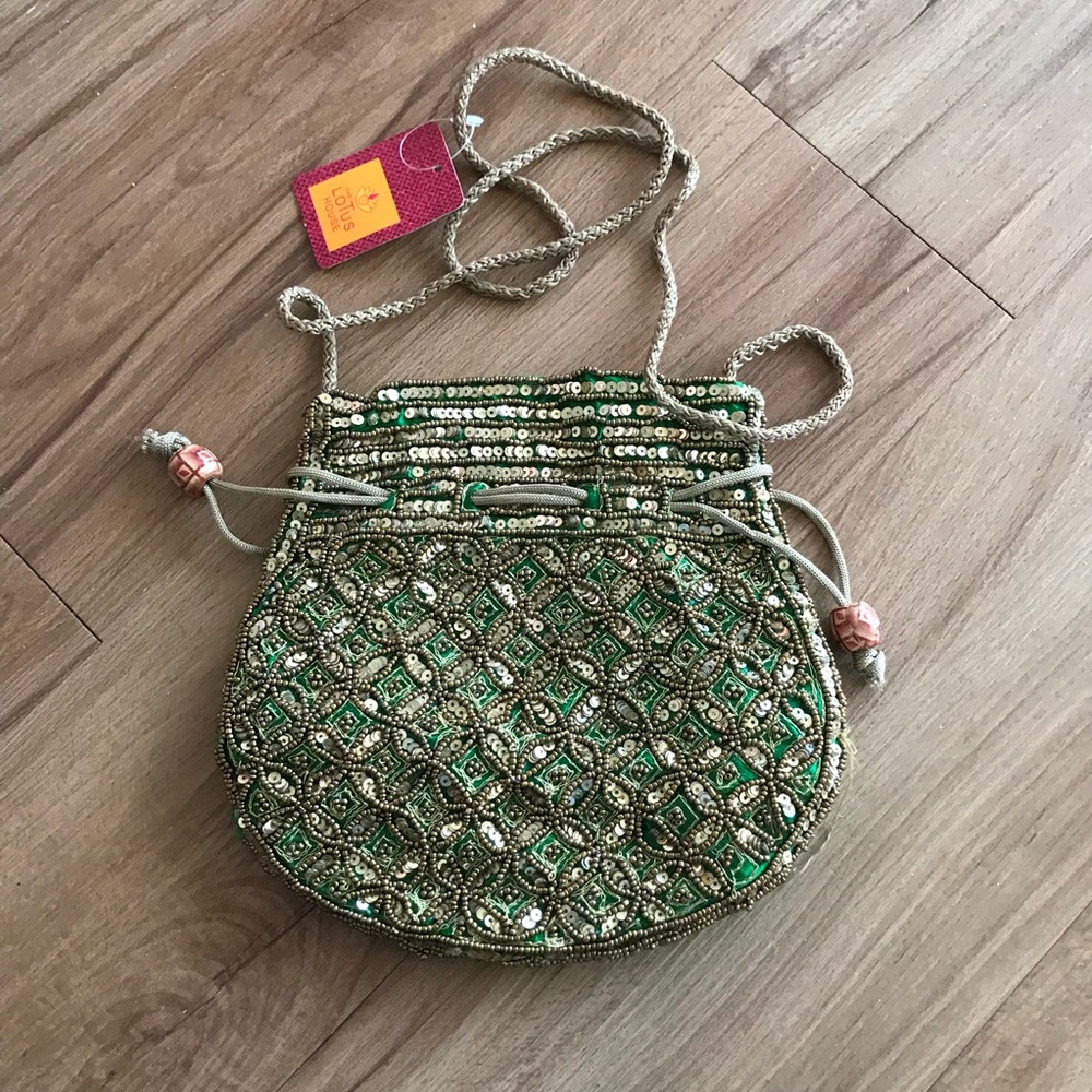 Purse with Sequins and Beads 💚